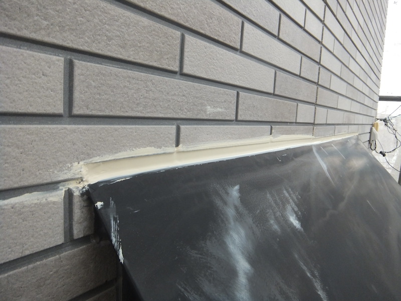 東京都武蔵野市　外壁取り合い部のシーリング工事　防水性の低下は雨漏りに注意！