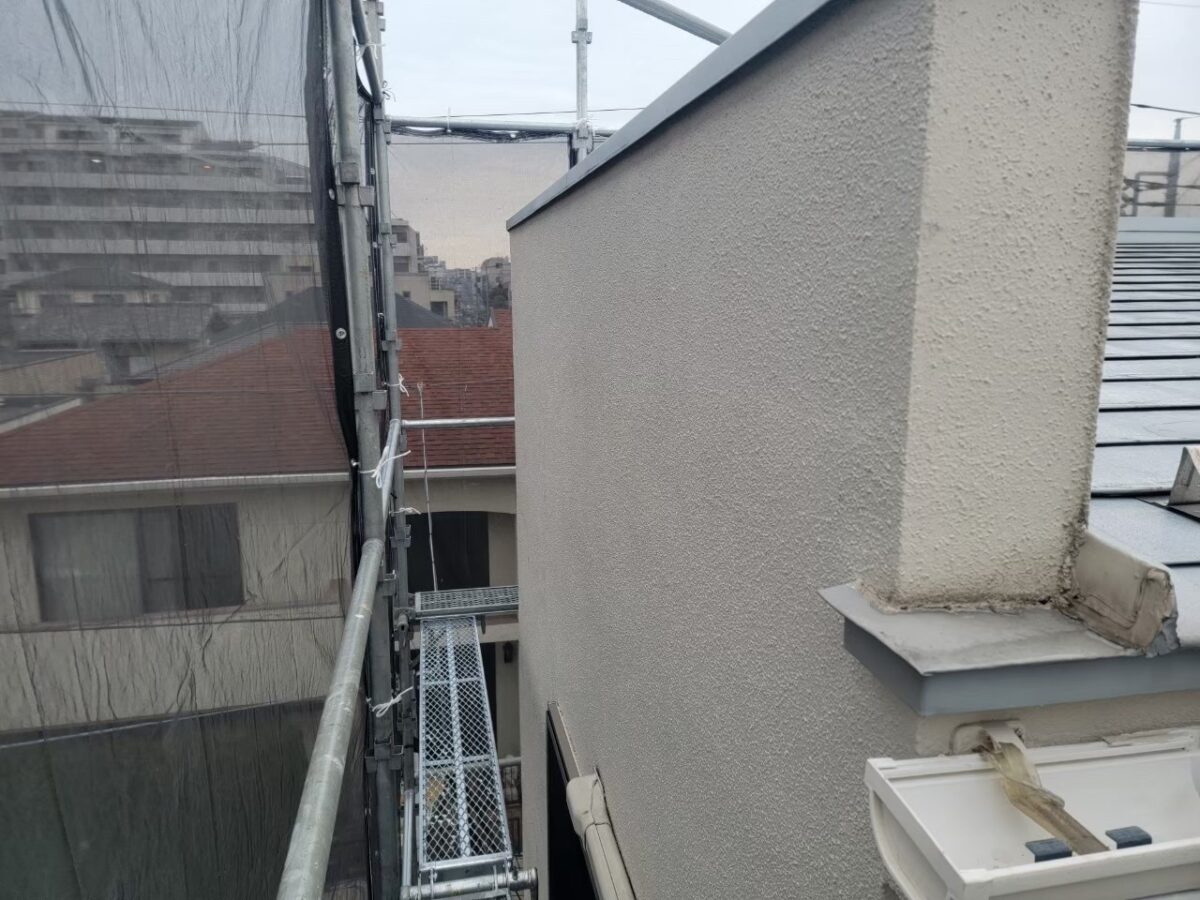 東京都練馬区　K様邸　屋根・外壁塗装工事　施工前〜足場設置