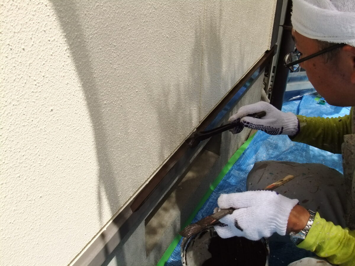 東京都武蔵野市　外壁塗装工事　現場養生　付帯部水切り塗装