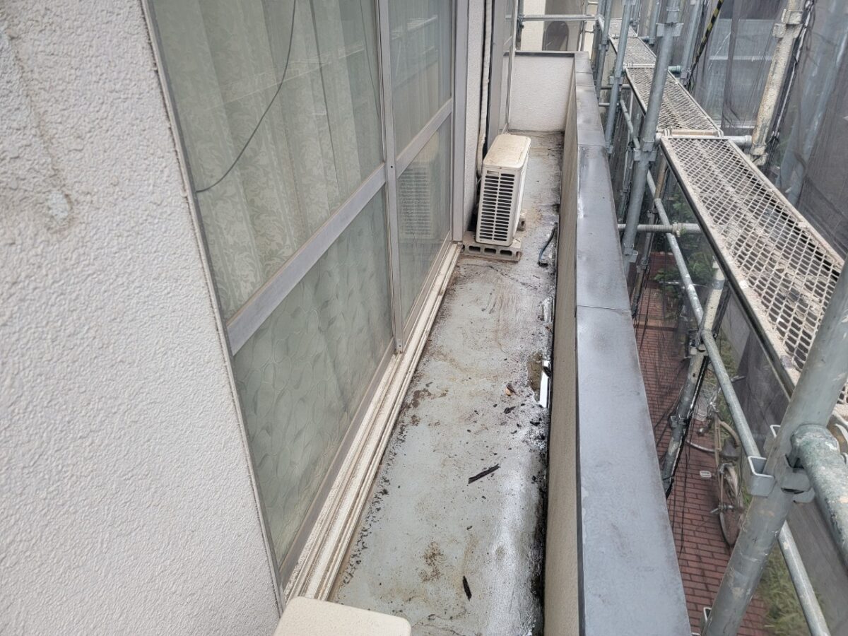 東京都練馬区　M様邸　外壁・付帯部塗装工事　施工前と塗装のタイミング