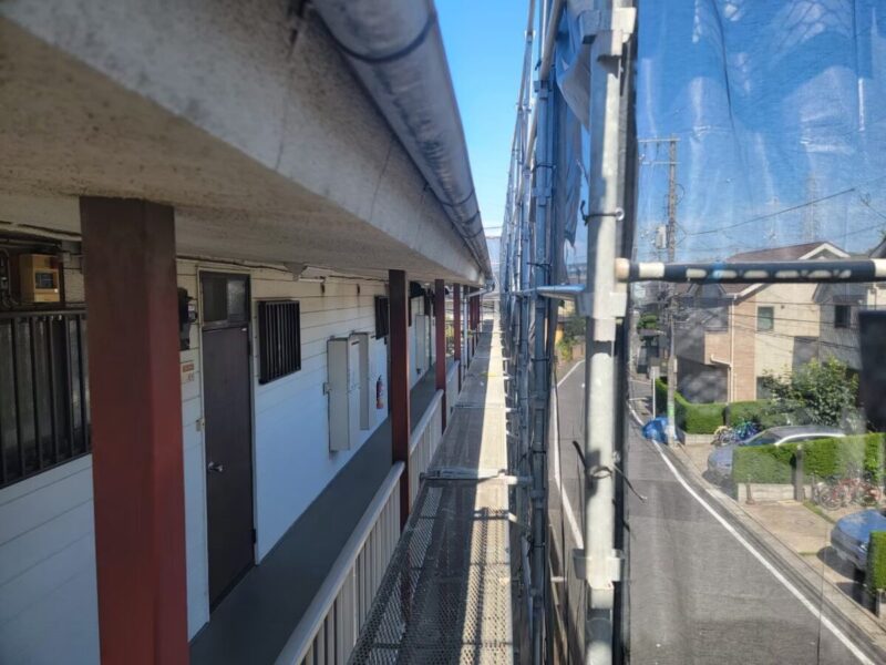 東京都練馬区　アパート屋根・外壁塗装工事　足場を設置するためのスペースはどれくらい？
