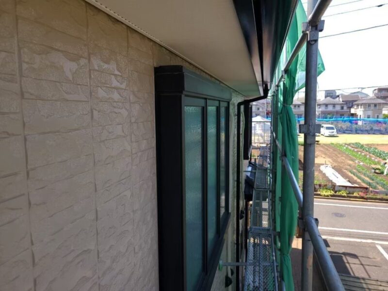 東京都練馬区　アパート外壁・屋根塗装工事　外壁塗装は下塗り・中塗り・上塗りの3工程が基本！