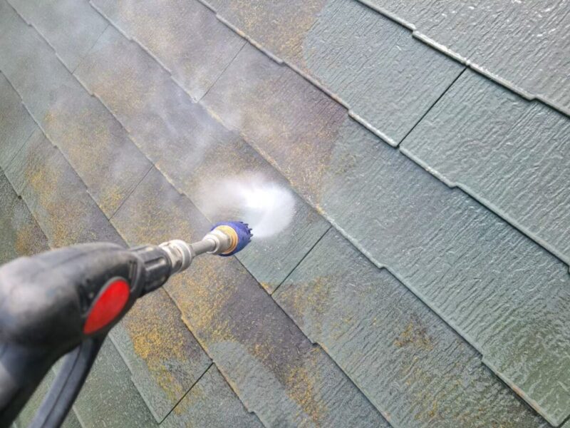 東京都練馬区　外壁・屋根塗装工事　下地処理　外壁と屋根の高圧洗浄を行いました！