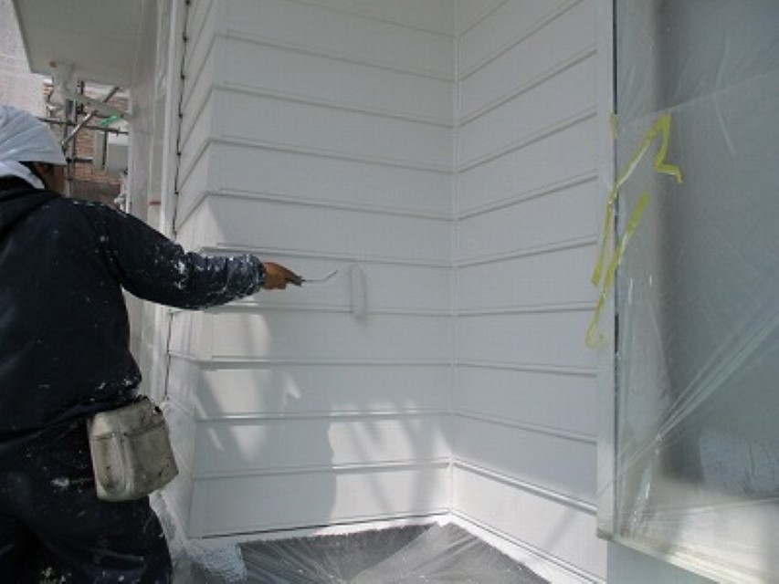 東京都武蔵野市　外壁塗装工事　外壁を下塗りする目的とは？
