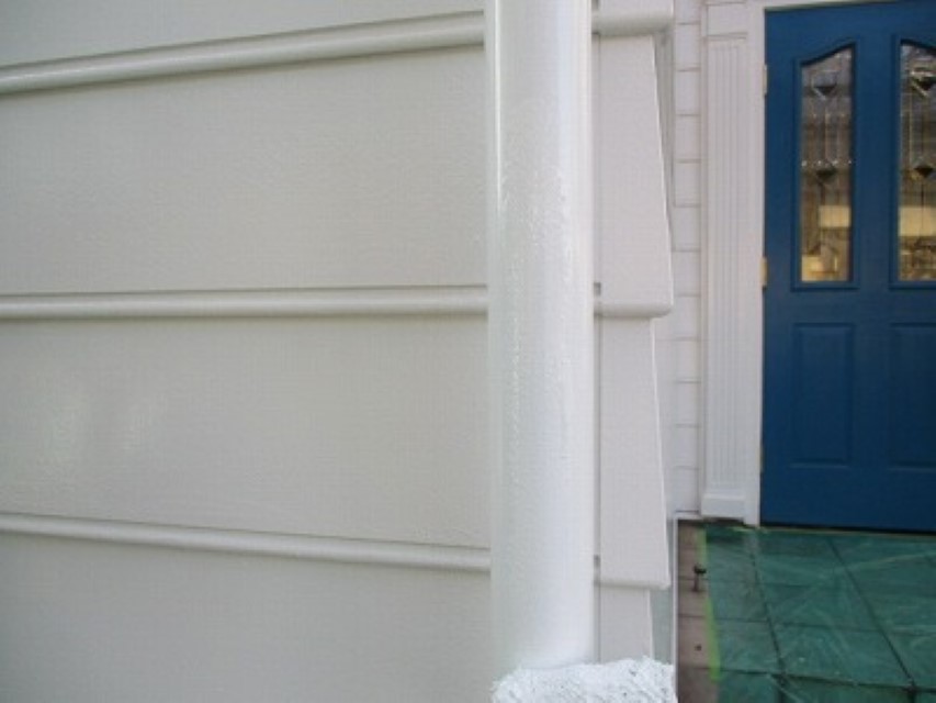 東京都武蔵野市　外壁塗装工事　縦樋の塗装　雨樋のメンテナンス方法は？