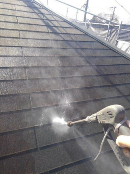 東京都練馬区　A様邸　屋根・外壁塗装工事　高圧洗浄作業