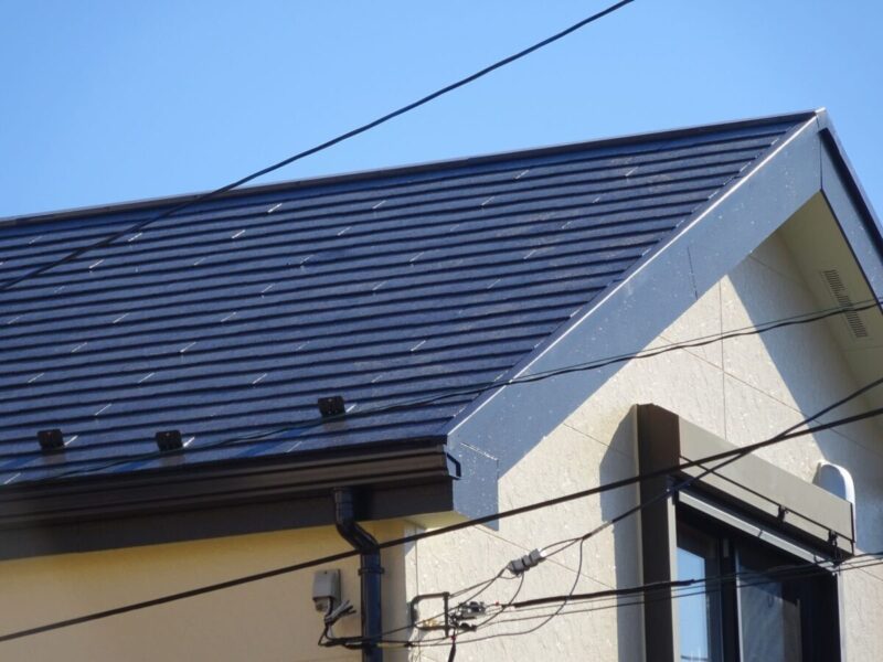 東京都練馬区　O様邸　屋根塗装工事の施工前と施工後　塗装は屋根と外壁のセットがおすすめ！