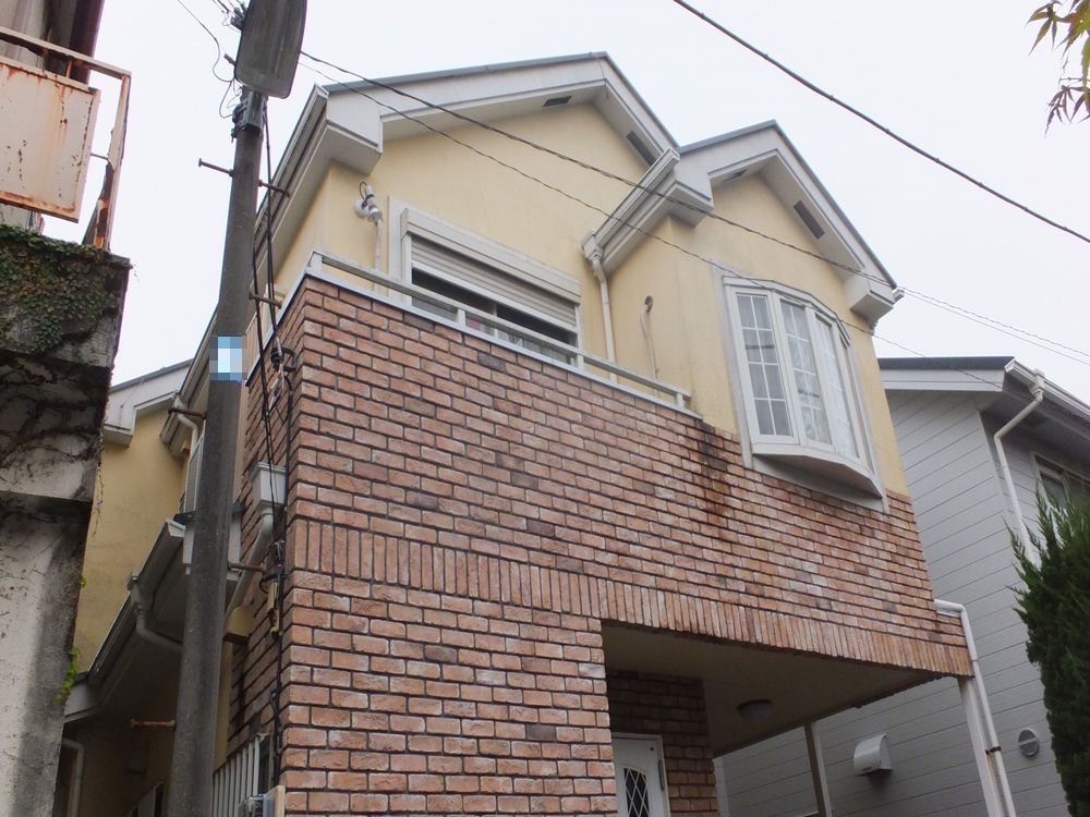 【東京都杉並区】水が垂れたような汚れた跡が残って気になっています