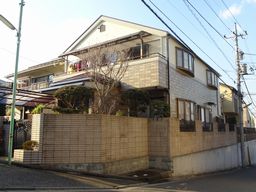 東京都東村山市 U様邸 屋根塗装・外壁塗装工事「塀の汚れを丁寧に洗浄してくれて助かりました」