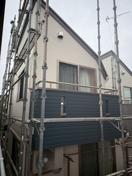 O様より屋根塗装・外壁塗装工事のご依頼！屋根は屋根足場を設置｜東京都練馬区大泉