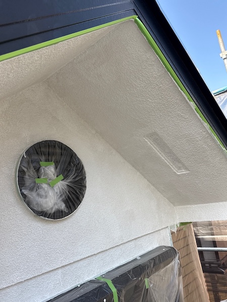 東京都練馬区関町北｜外壁のカビにお困りなら防カビ性の塗料がおすすめ！