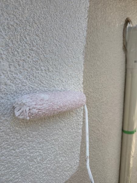 外壁を下塗りして下地調整しました！｜東京都練馬区関町北