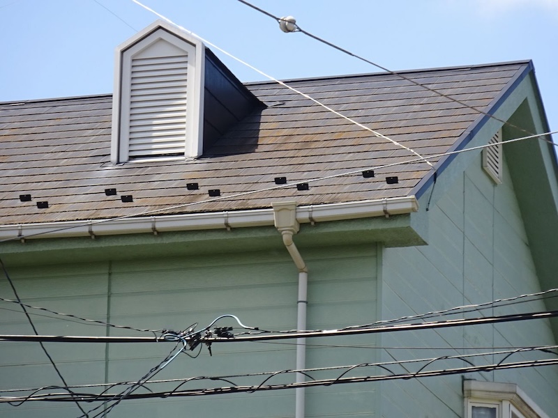 東京都武蔵野市｜F様邸 屋根塗装・外壁塗装工事 屋根塗装の施工前と施工後をレポート！