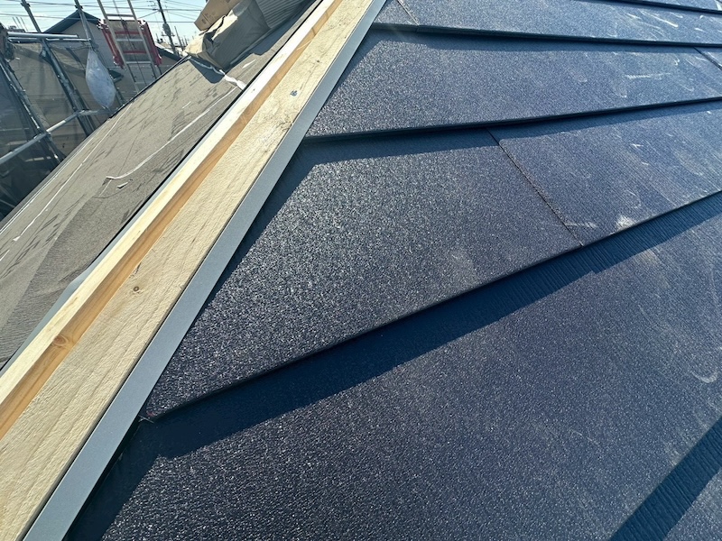 東京都練馬区西大泉｜錆びにくく高耐久なガルバリウム鋼板の屋根材を採用しました！