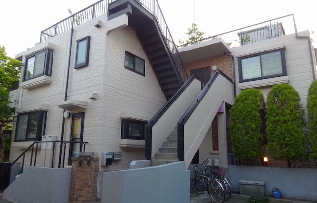 東京都武蔵野市｜外壁塗装工事の施工前と施工後、外壁が汚れてしまう原因と対策