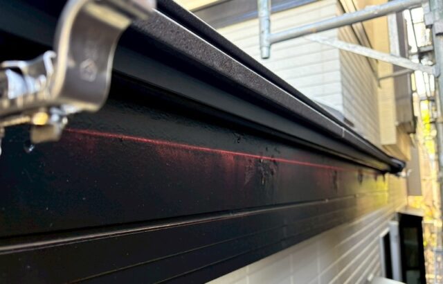 東京都練馬区西大泉｜雨樋交換を実施しました！金具設置までをレポート